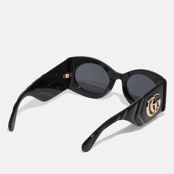 Gucci Women\'s Sunglasses GG0810S 001 Oval Quilted Thick Rim main image 5